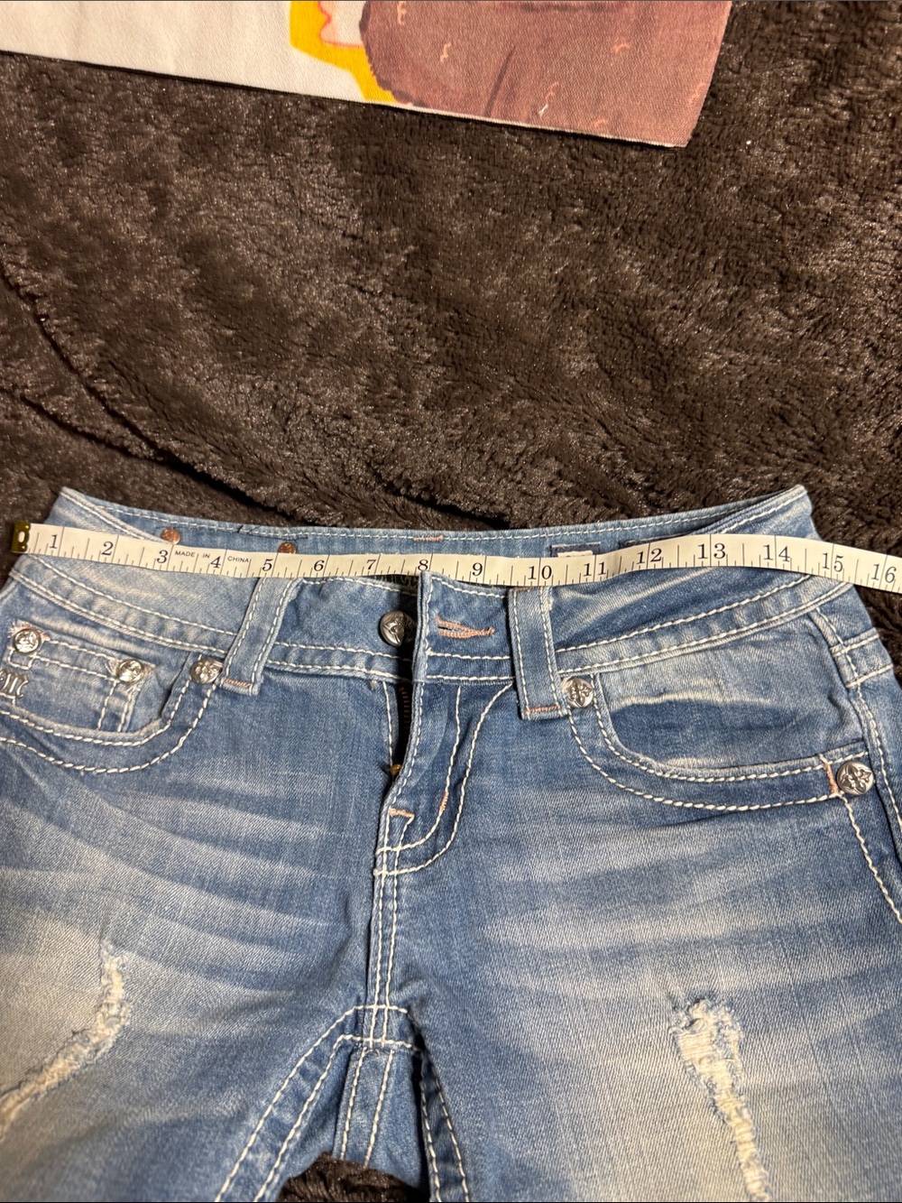 Miss Me Embellished Light Blue Denim Size US 26 Mid Shorts EUC - Picture 9 of 12